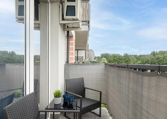 Podgórze Air-conditioned Family With Parking By Renters *